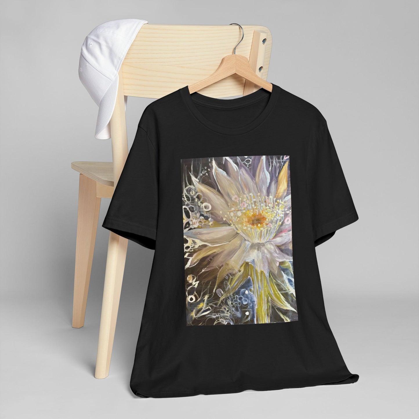 Night Blooming Cereus Flower - Bella Unisex Jersey T-Shirt